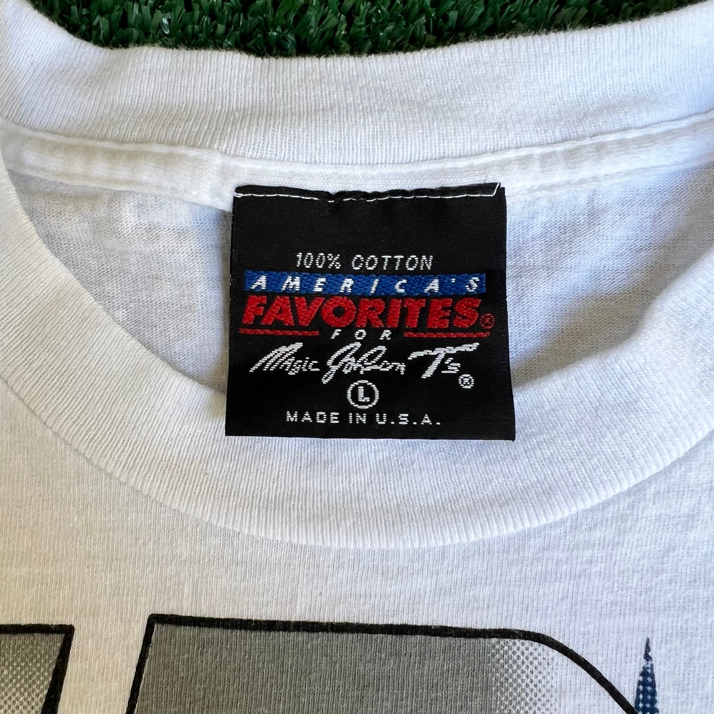 Vintage 90s Men's Magic Johnson T's NFL Cowboys AOP Spellout White T-Shirt - Large
