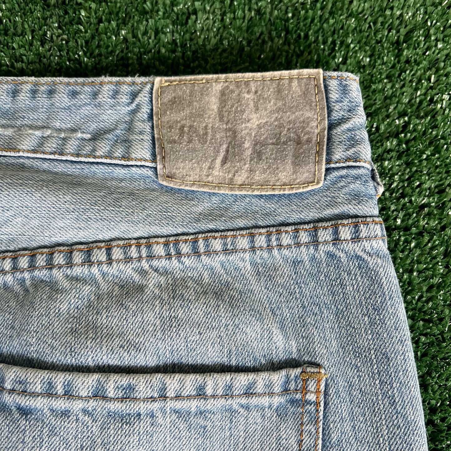 Y2K Unionbay Baggy Light Wash Blue Jeans - 36x 32.5" 19" Opens