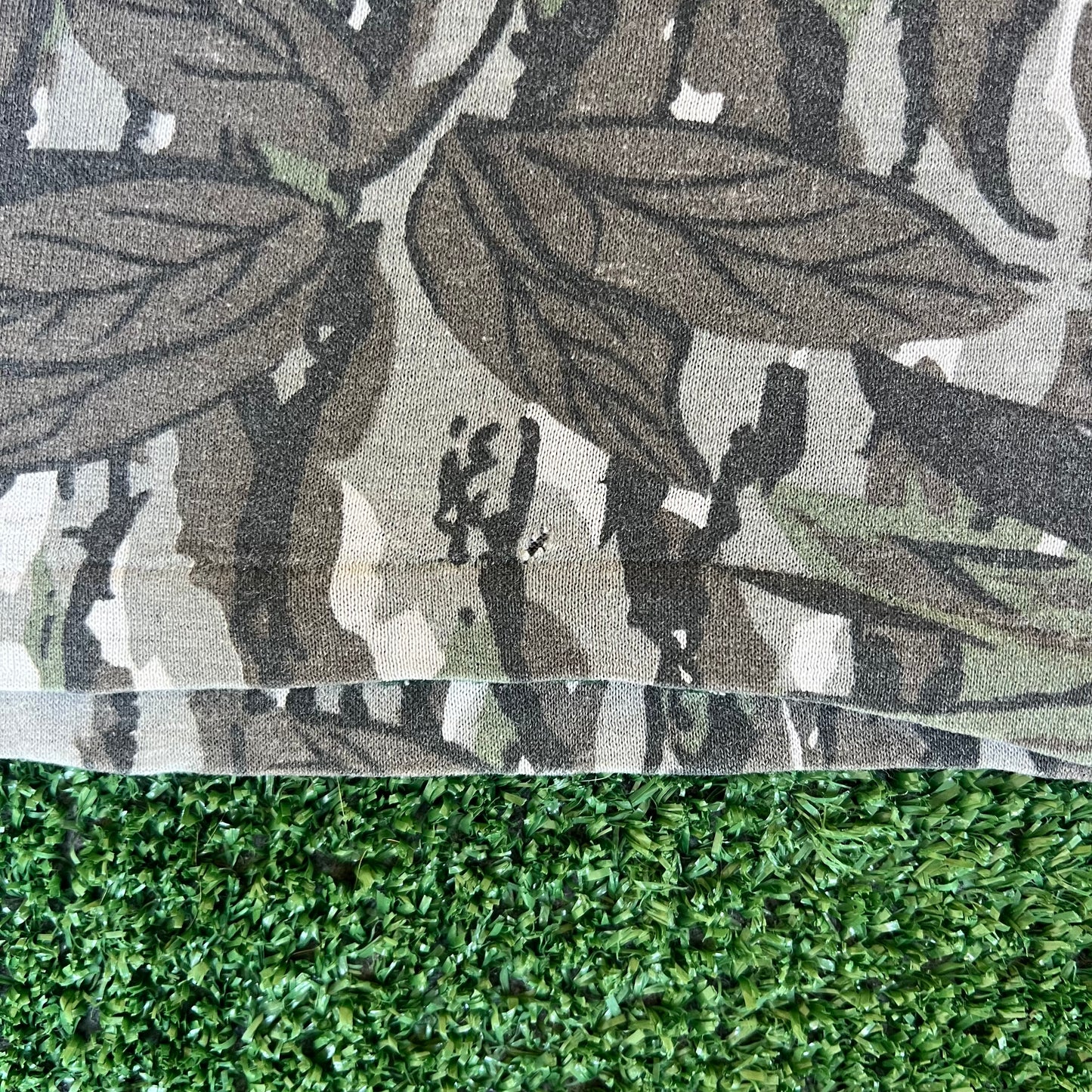 Vintage 80s Men's America's Finest Realtree Camouflage Pocket T-Shirt - Large 19x27"