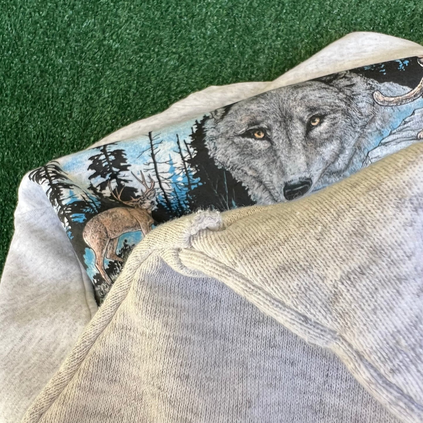 VTG 90s Men's Kaibab National Forest AZ Wolf Wrap Around Print Gray Sweatshirt - XL