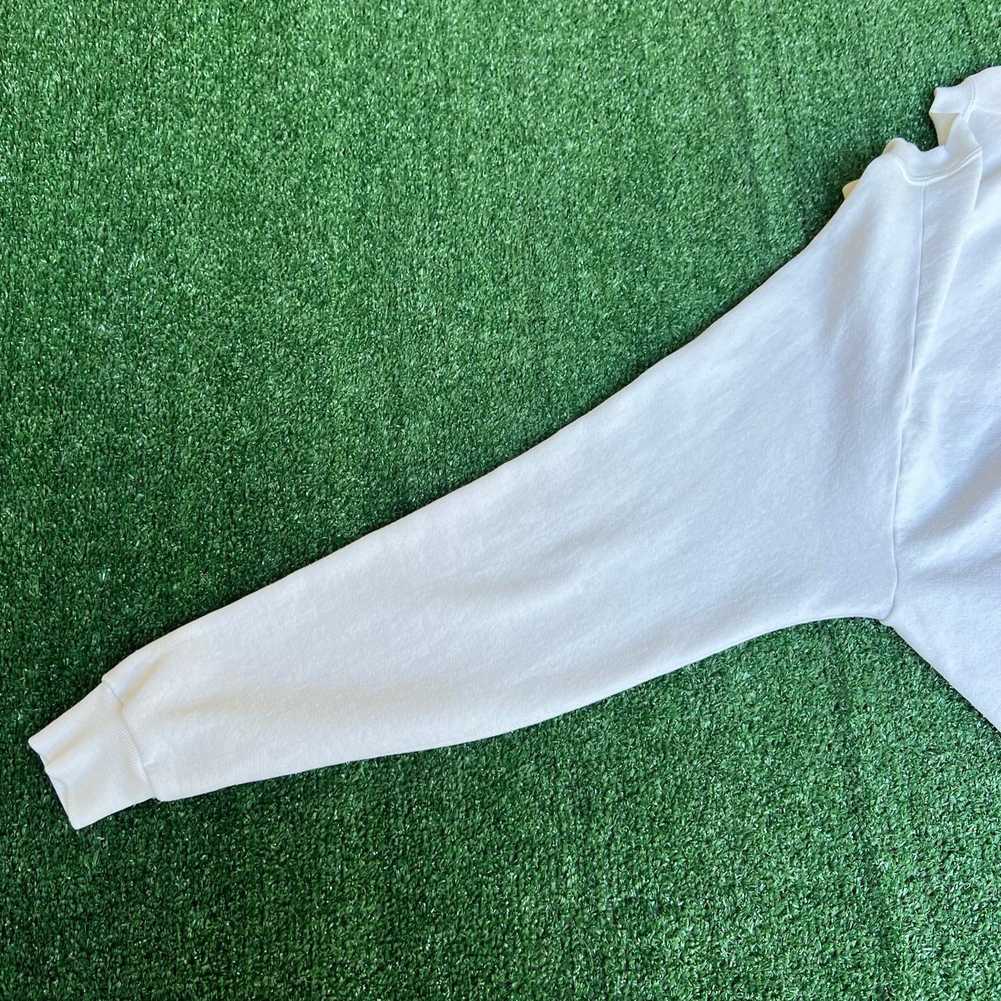 VTG 80s Men's Disney Character Fashions Mickey Mouse White Raglan Sweatshirt - XL