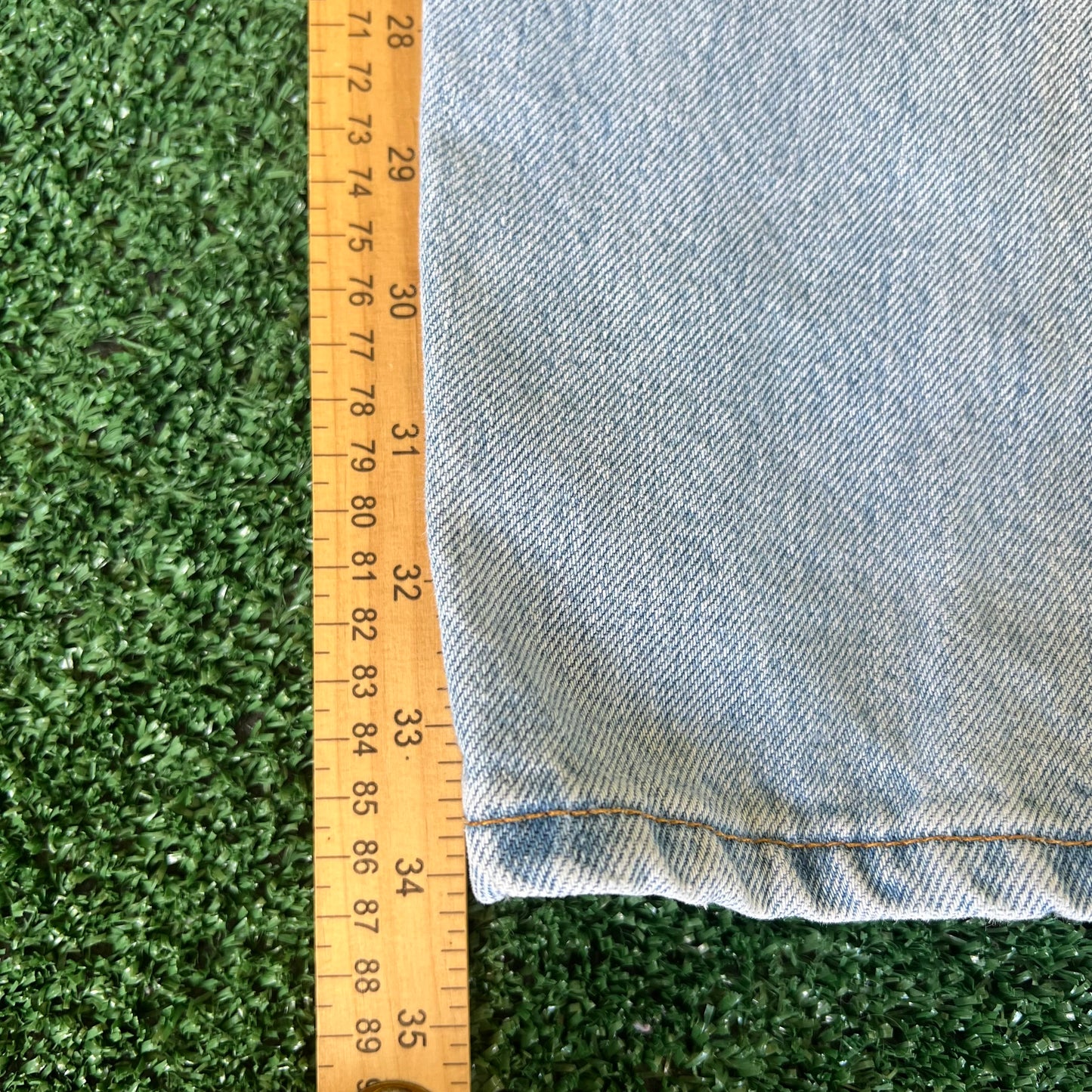 90s Levi's 560 Light Wash Baggy Tapered Loose Fit USA Blue Jeans - 31x34"