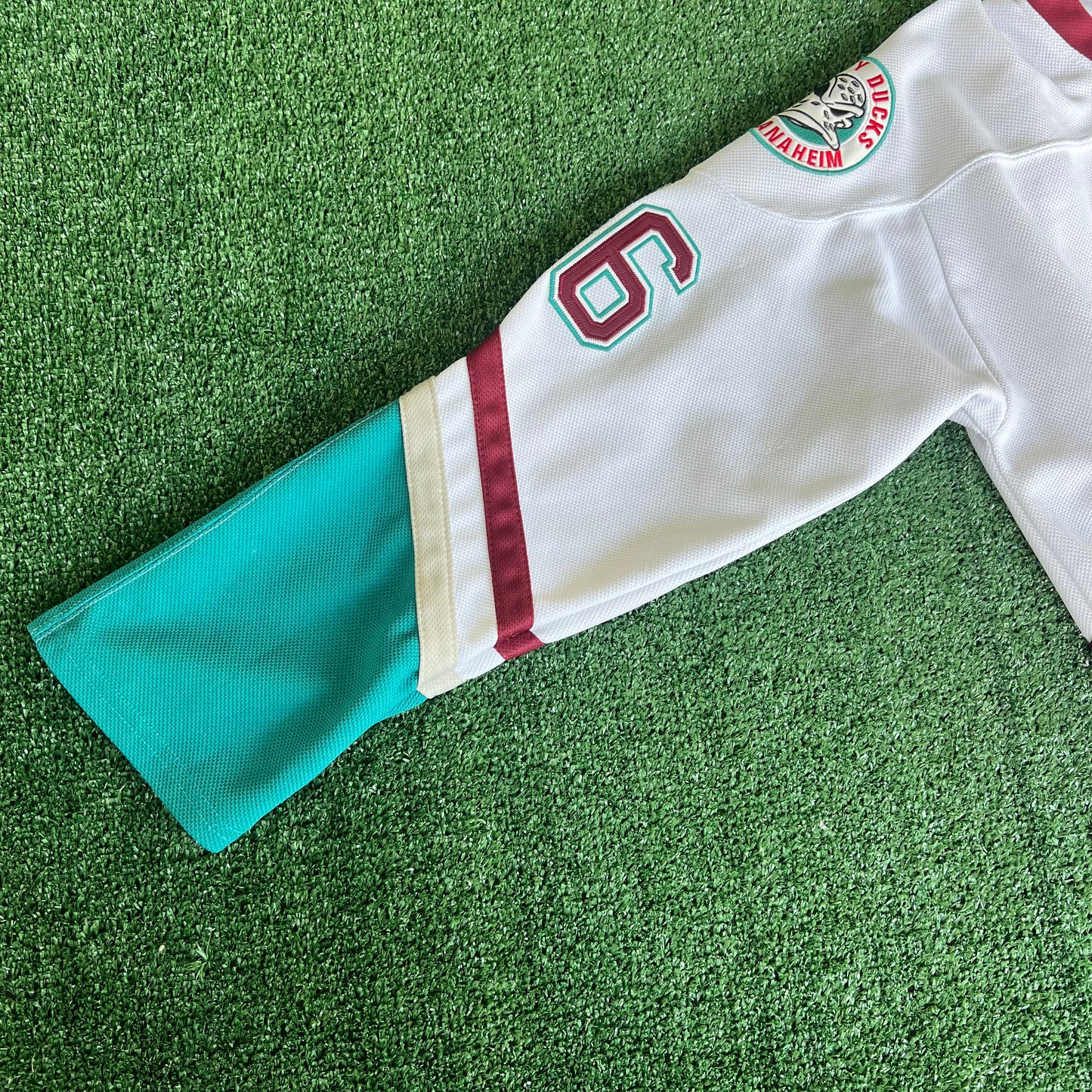 90s Mighty Ducks Movie Promo Charlie Conway Flight Strap White Hockey Jersey - XL