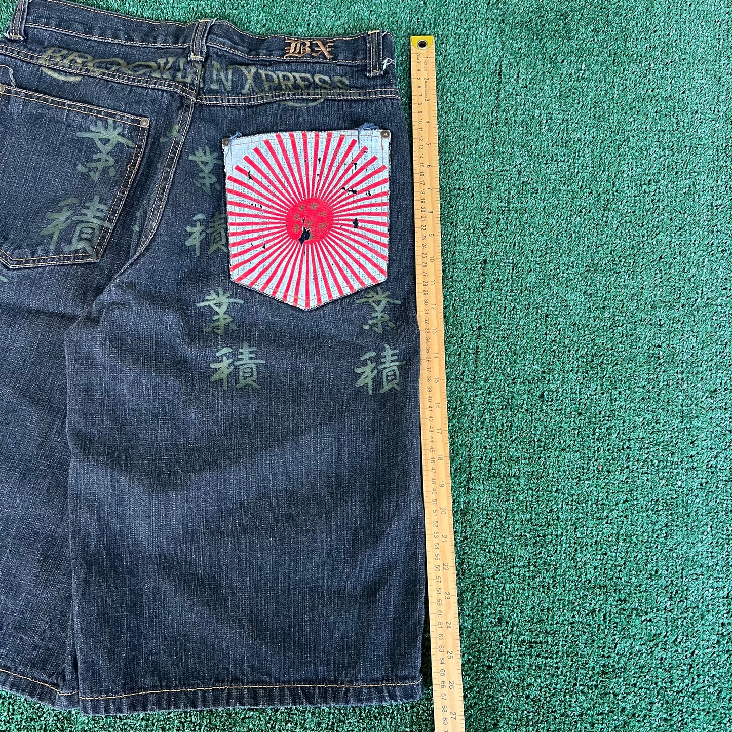 Y2K Brooklyn Express Rising Sun Baggy Black Jean Shorts - 34x14.5"