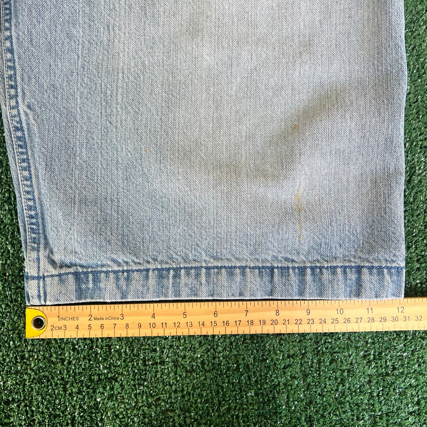Y2K Rocawear Baggy Distressed Light Wash Blue Jean Shorts - 34x14.5"