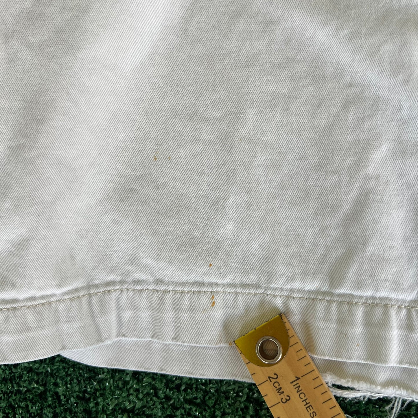 90s Levi's L2 Distressed Khaki Side Stripe Shorts - 30x10.5"