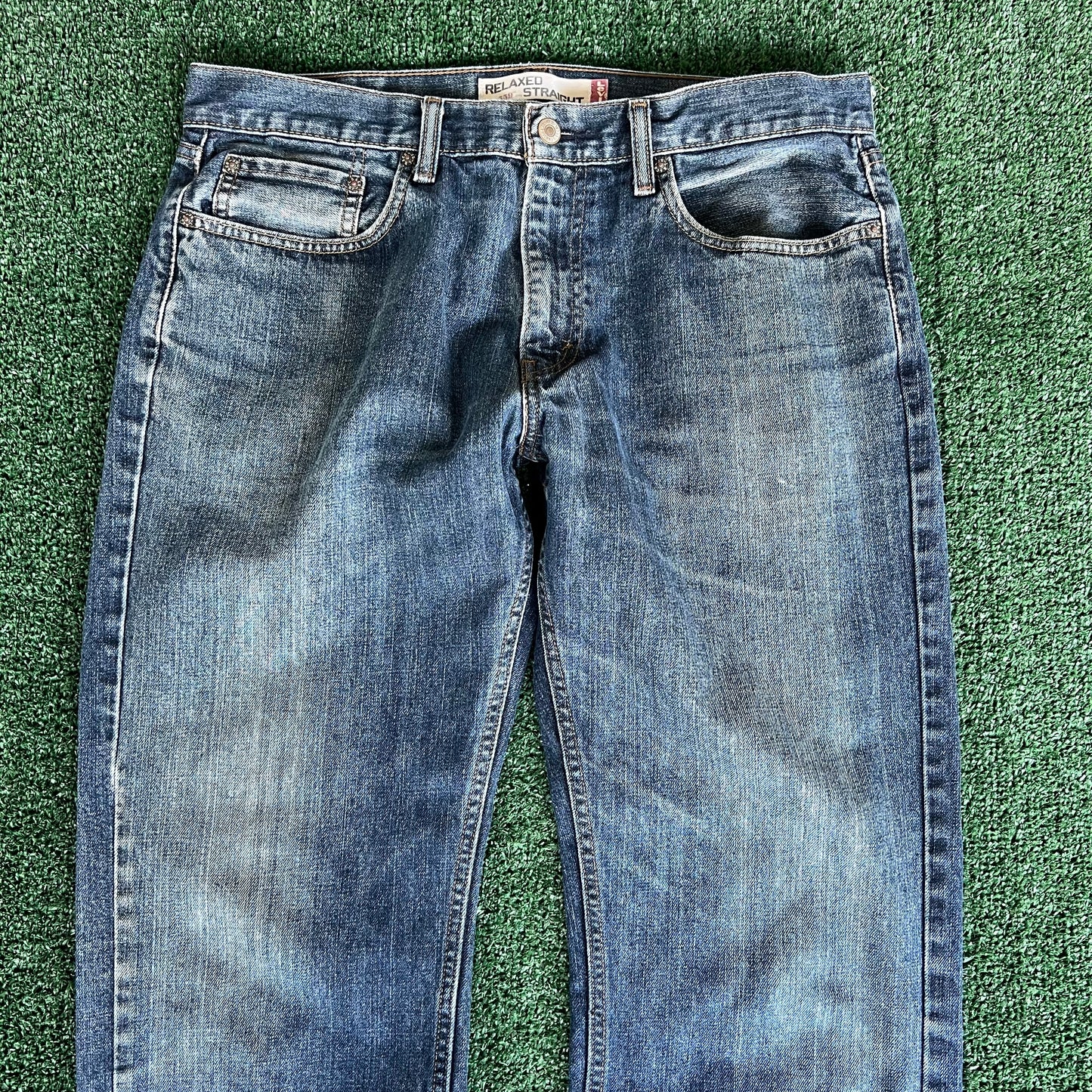 Y2K Levi's 559 Baggy Straight Medium Wash Blue Jeans - 36x32.5" 18" Openings