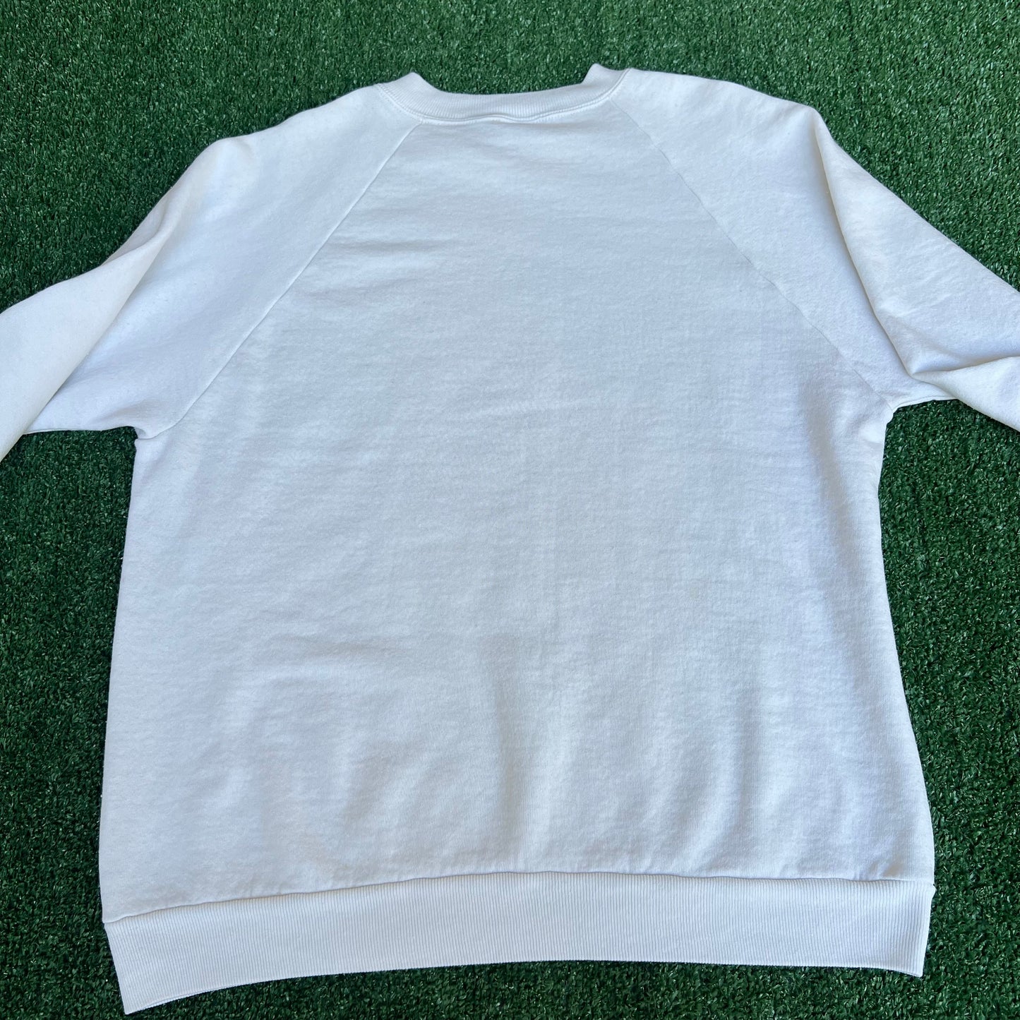 VTG 80s Men's Disney Character Fashions Mickey Mouse White Raglan Sweatshirt - XL