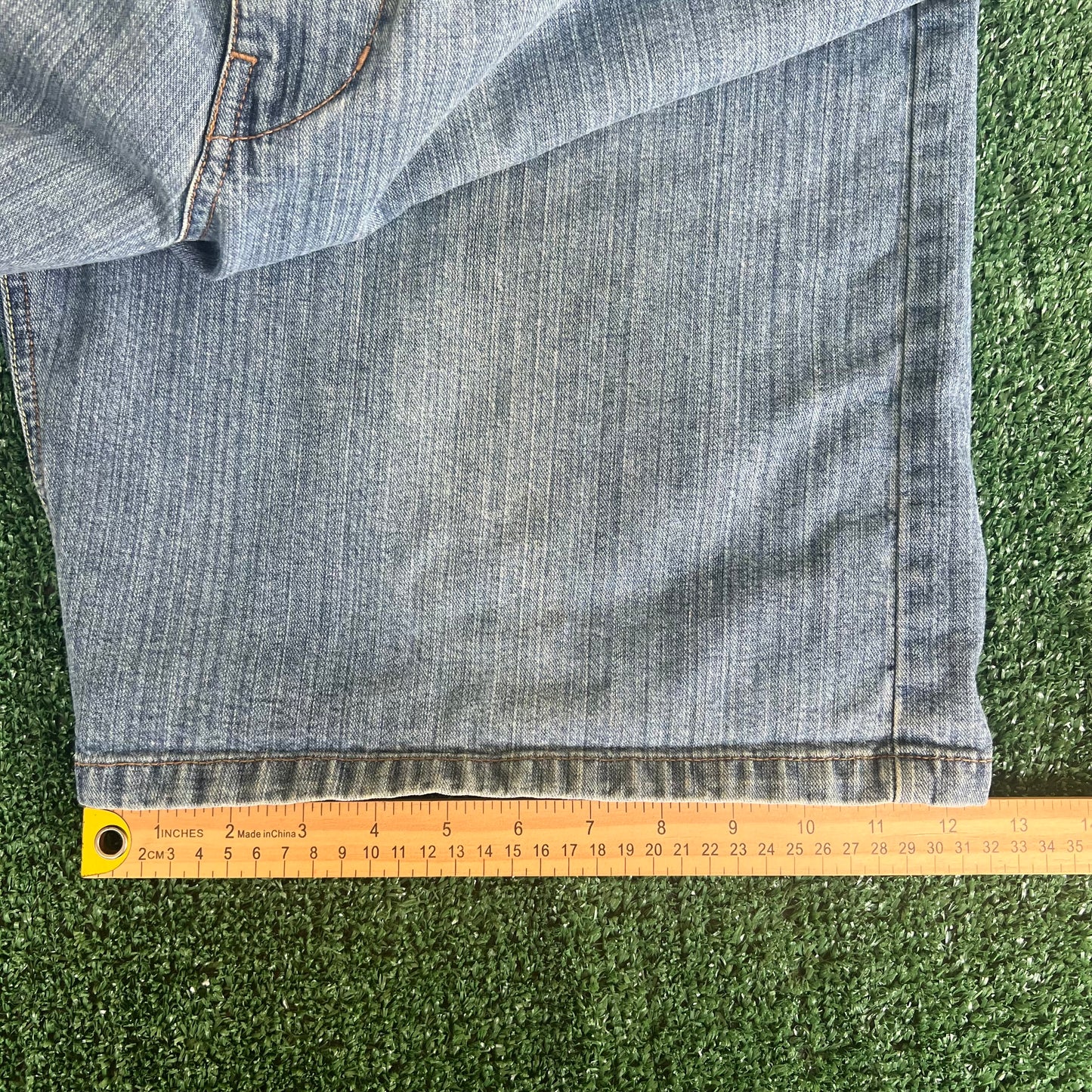 Y2K Tommy Hilfiger Baggy Skate Blue Jean Shorts - 37x13"