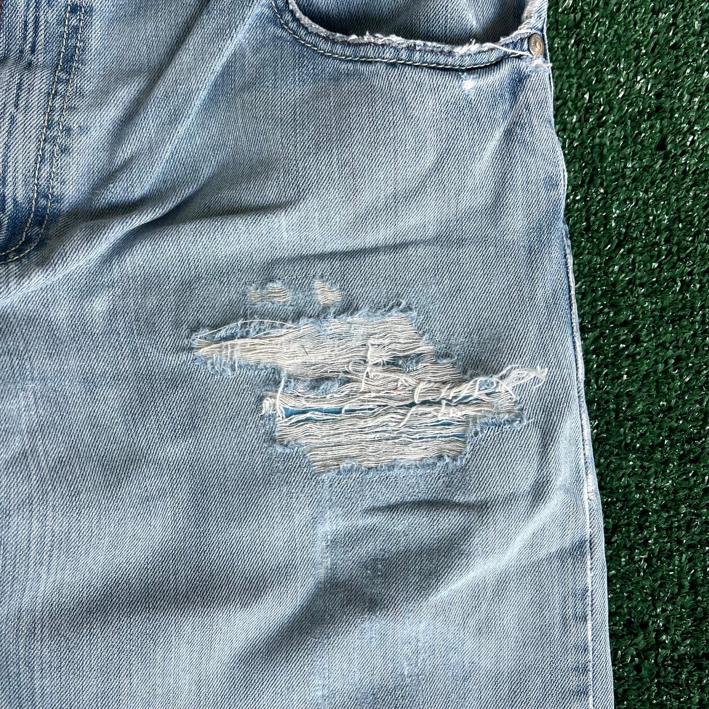Y2K Levi's SilverTab Loose Baggy Light Wash Blue Jeans - 36x28.5" 19" Openings