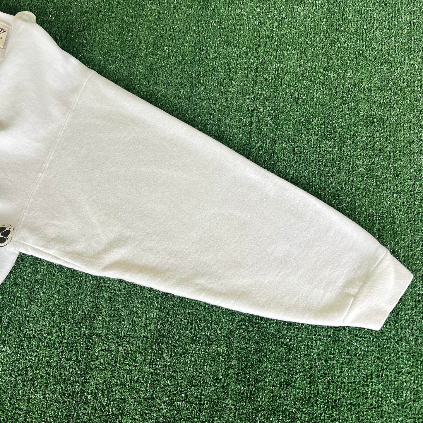90s Wolves Nature White Crewneck Sweatshirt - Large