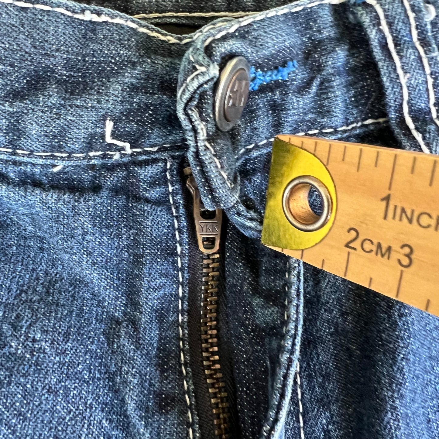 Y2K Mecca Blue Jean Shorts - 28x12.25"