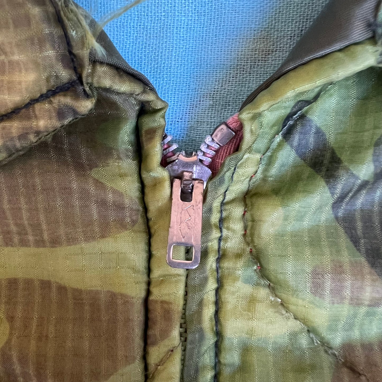 Vintage 70s USMC Saigon Vietnam War Souvenir Full Zip Camouflage Jacket - Medium