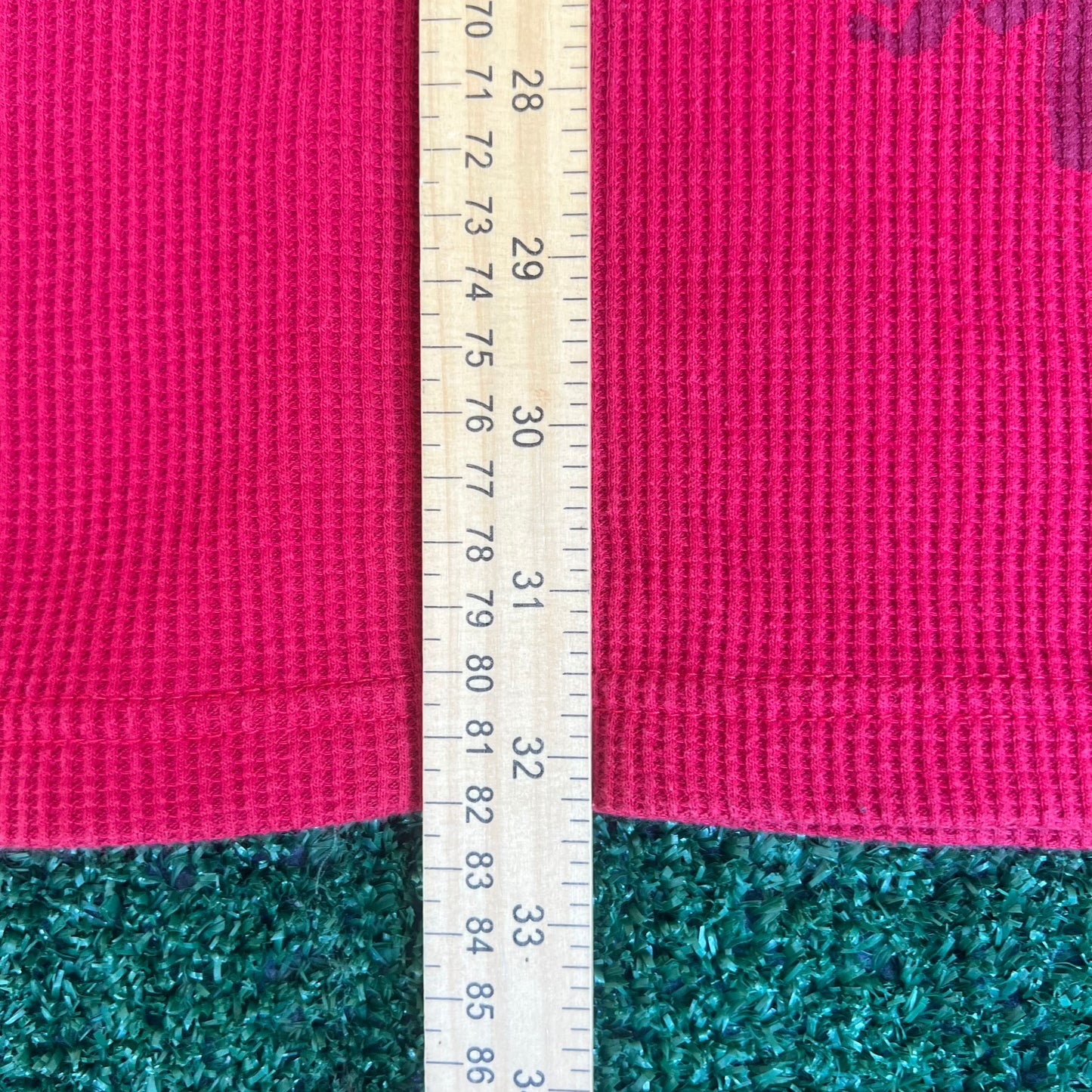 Vintage Y2K Men's Southpole Search & Destroy Red Waffle Knit Tribal Shirt - XL 24.5x32