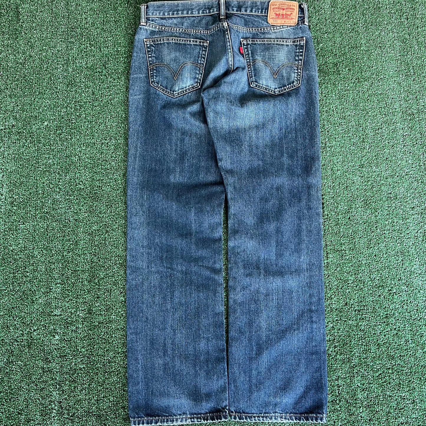 Y2K Levi's 559 Baggy Straight Medium Wash Blue Jeans - 36x32.5" 18" Openings
