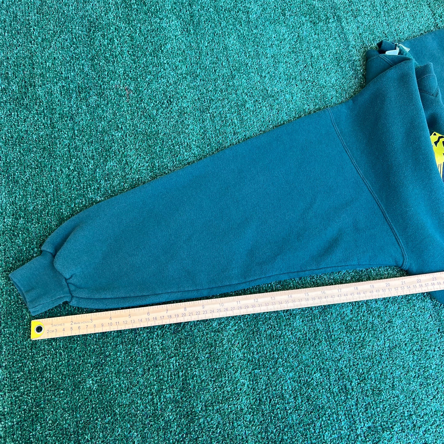 VTG 90s Men's University of South Florida USF Bulls Green Boxy Sweatshirt - Large