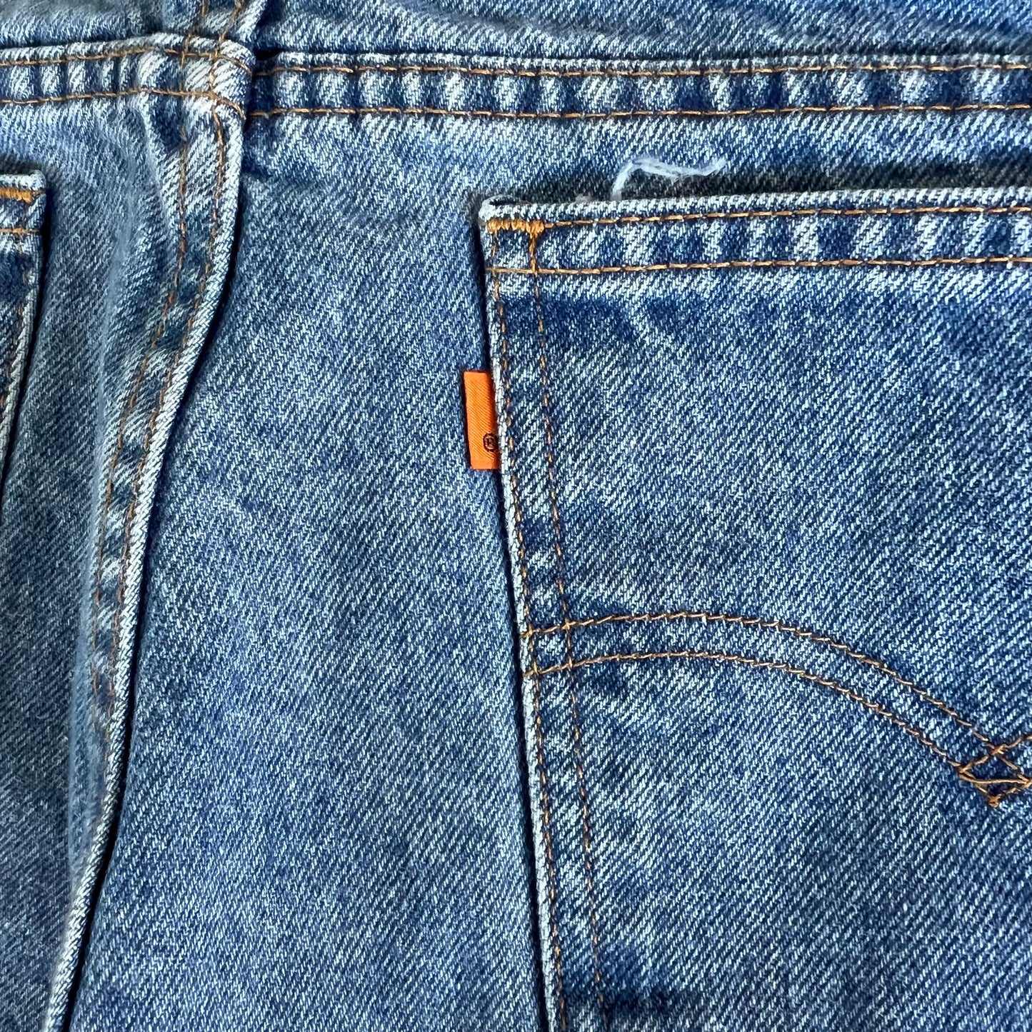 80s Levi's 550 Orange Tab Light Wash Blue Jean Shorts - 36x7.25"