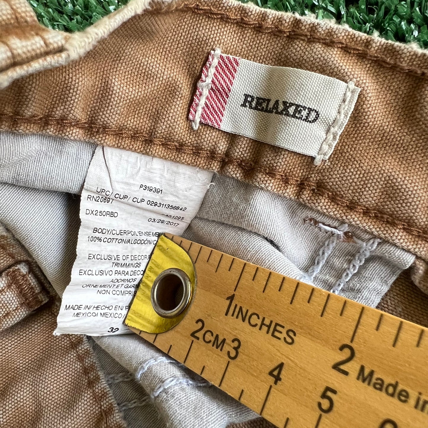 Dickies Distressed Light Brown Carpenter Shorts - 32x10"