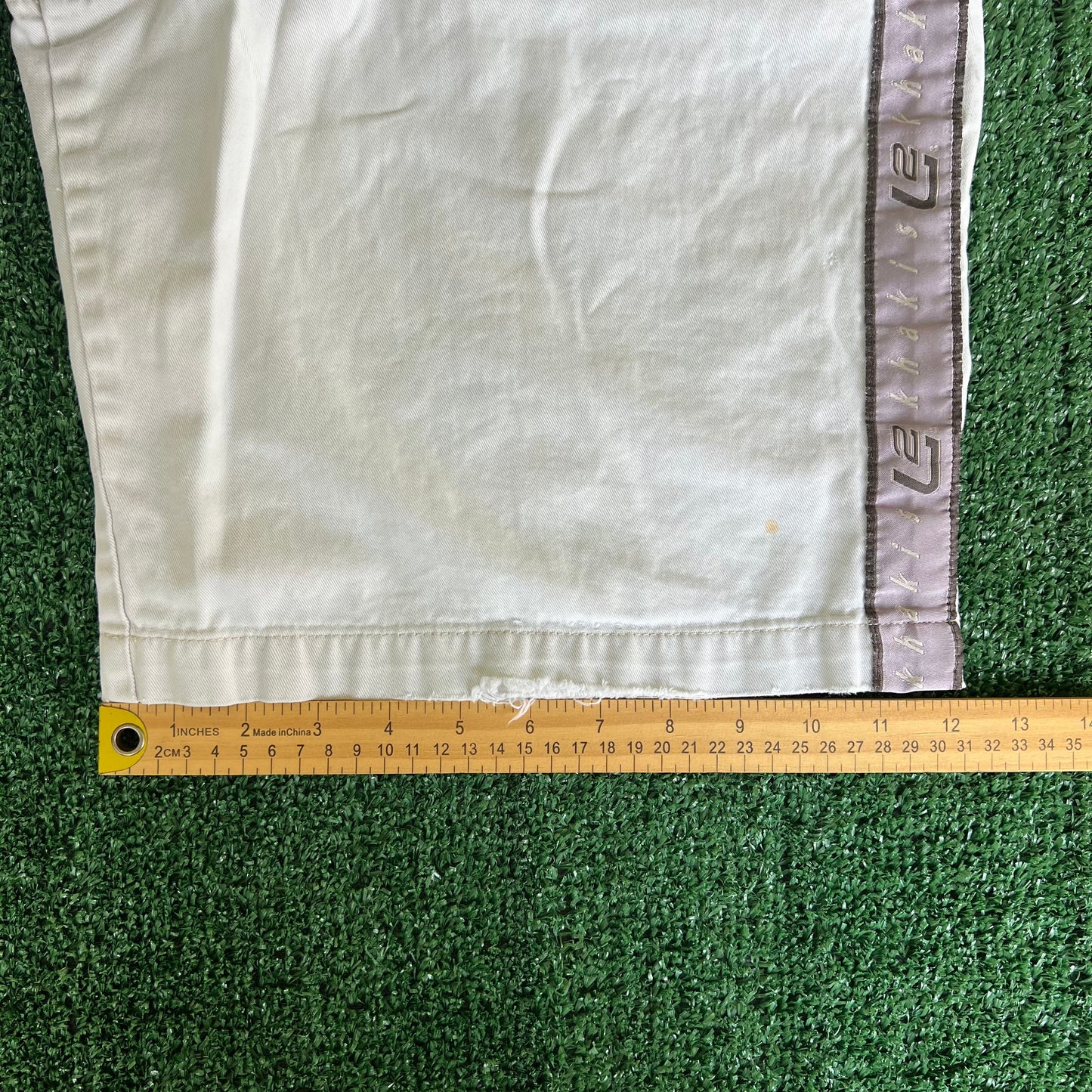 90s Levi's L2 Distressed Khaki Side Stripe Shorts - 30x10.5"