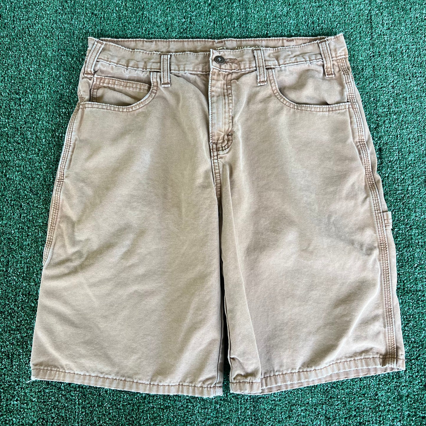 Dickies Distressed Light Brown Carpenter Shorts - 32x10"