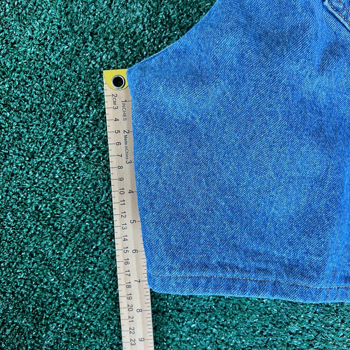 80s Levi's 550 Orange Tab Light Wash Blue Jean Shorts - 36x7.25"