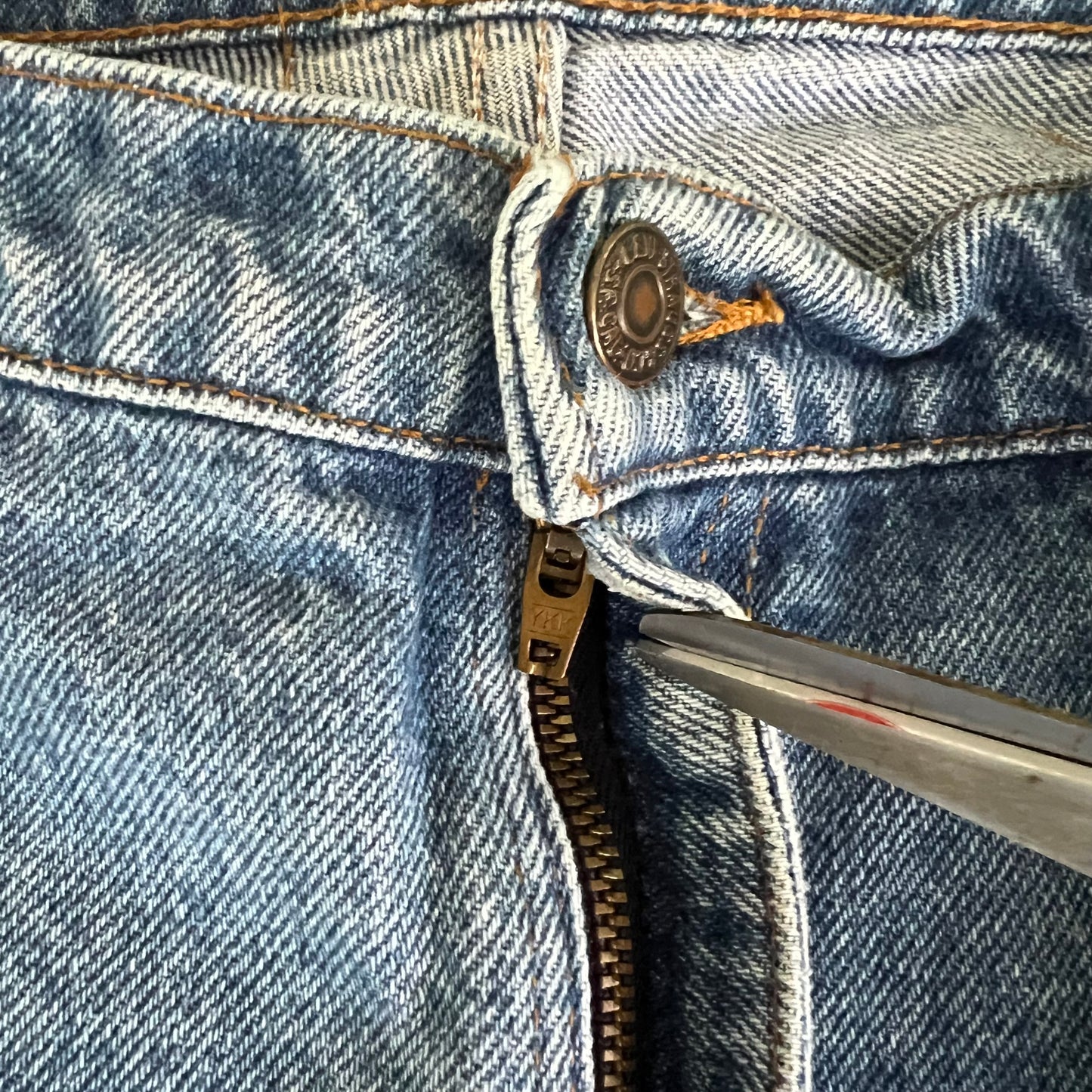 80s Levi's 505 Orange Tab Straight Leg Center Patch Blue Jeans - 36x29"