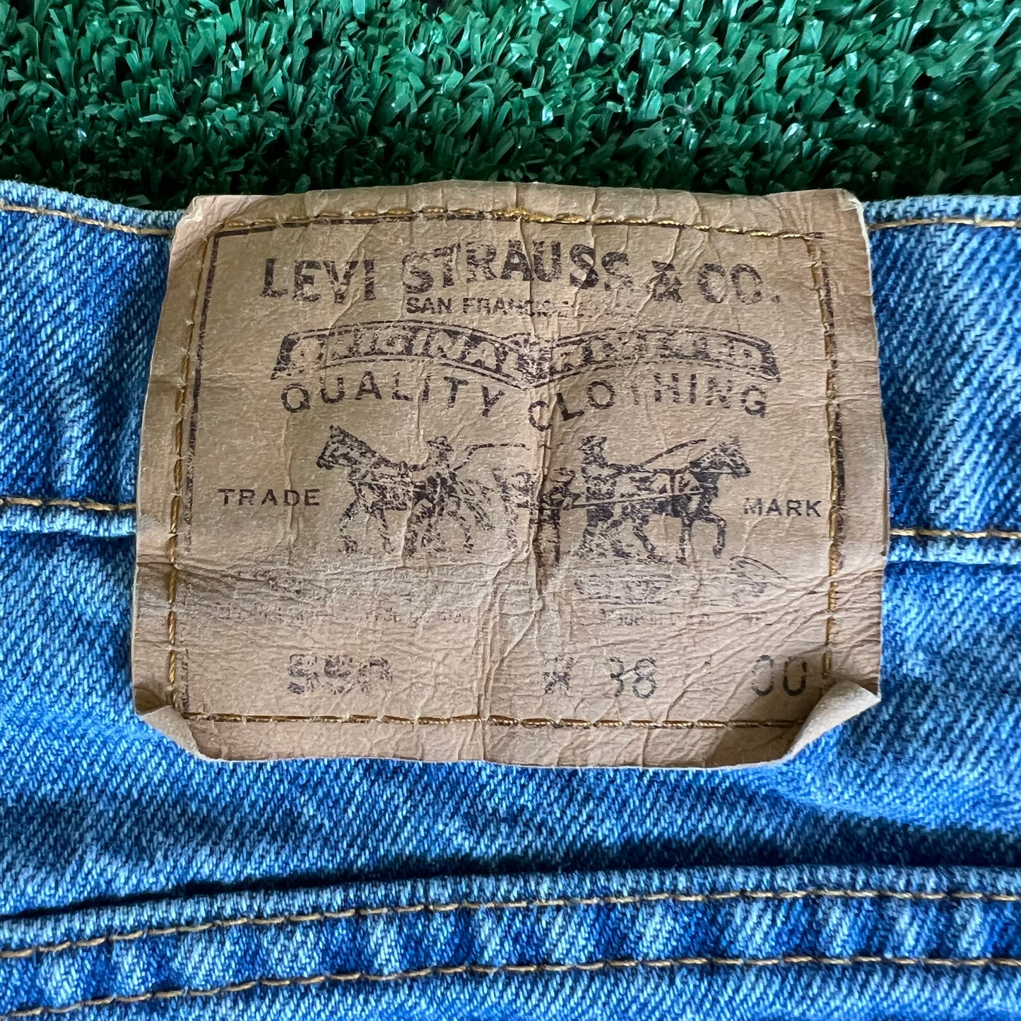 80s Levi's 550 Orange Tab Light Wash Blue Jean Shorts - 36x7.25"