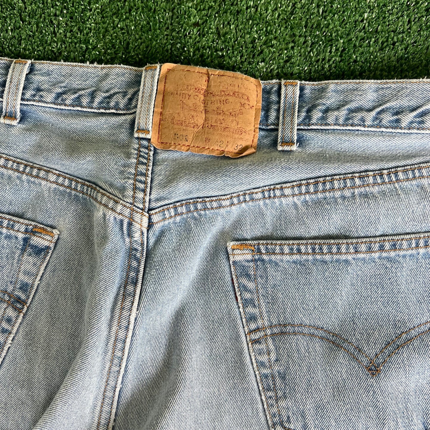 90s Levi's 501 Center Patch Button Fly Light Blue USA Jeans - 41x31"