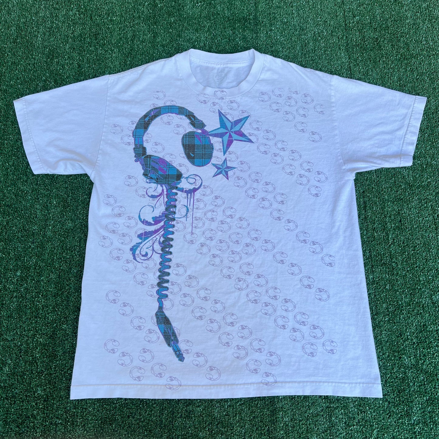 Vintage Y2K Men's Anchor Blue DJ Tribal Star Headphones White T-Shirt - Large