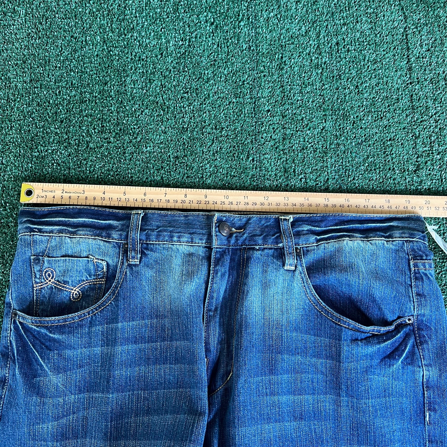 NWT Y2K LRG Baggy Flap Pocket Blue Jeans - 39x33.25" 19" Openings