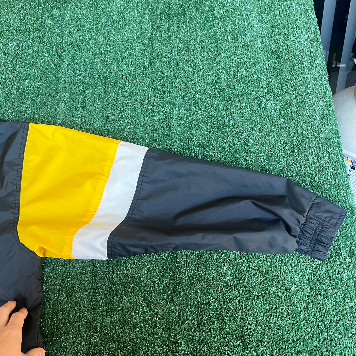 VTG 90s Nutmeg Nascar Rusty Wallace 2 Black White Yellow Colorblock Jacket - Large