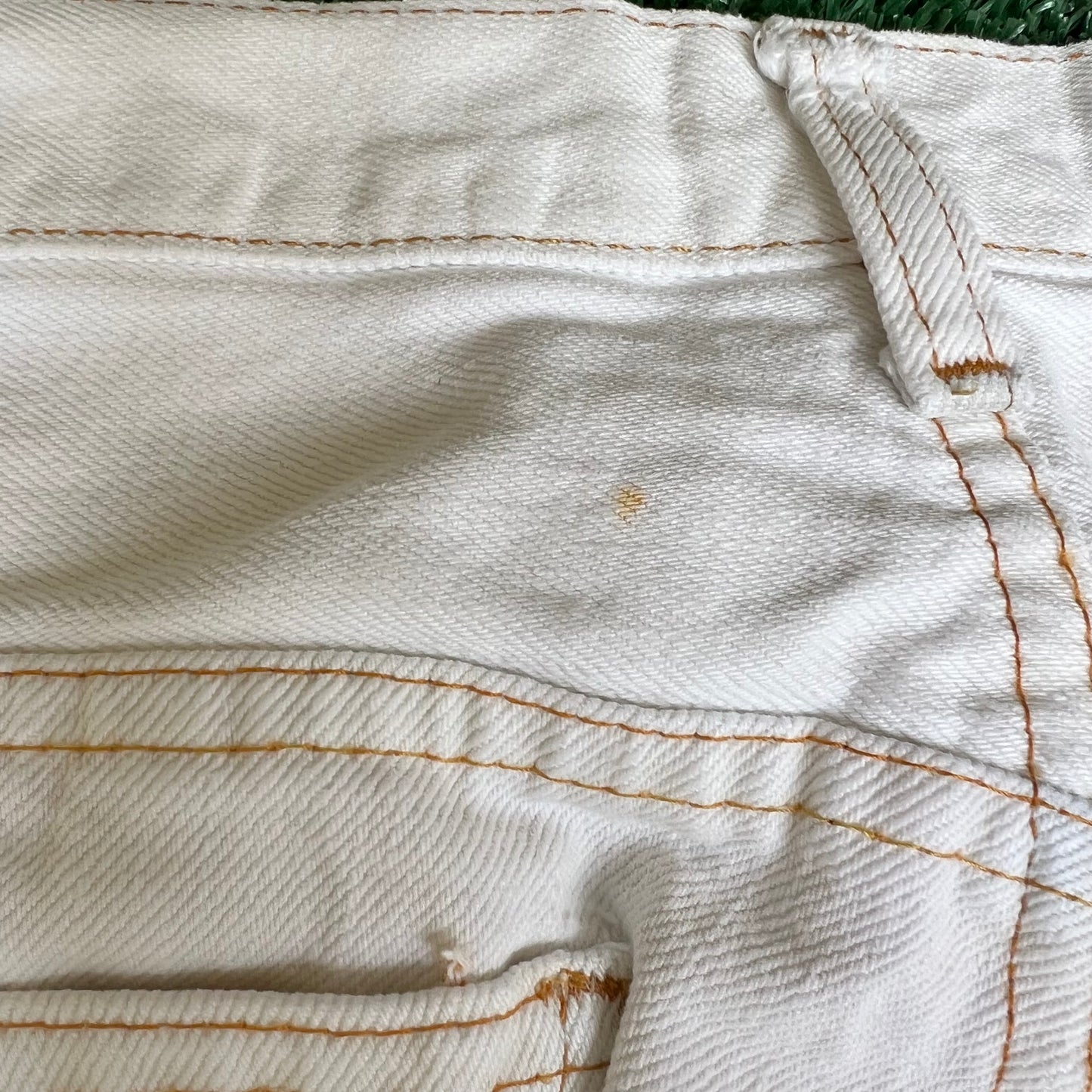 VTG 70s Levi's 684 Big Bell Bottoms Orange Tab Talon Distress White Jeans 32x31"