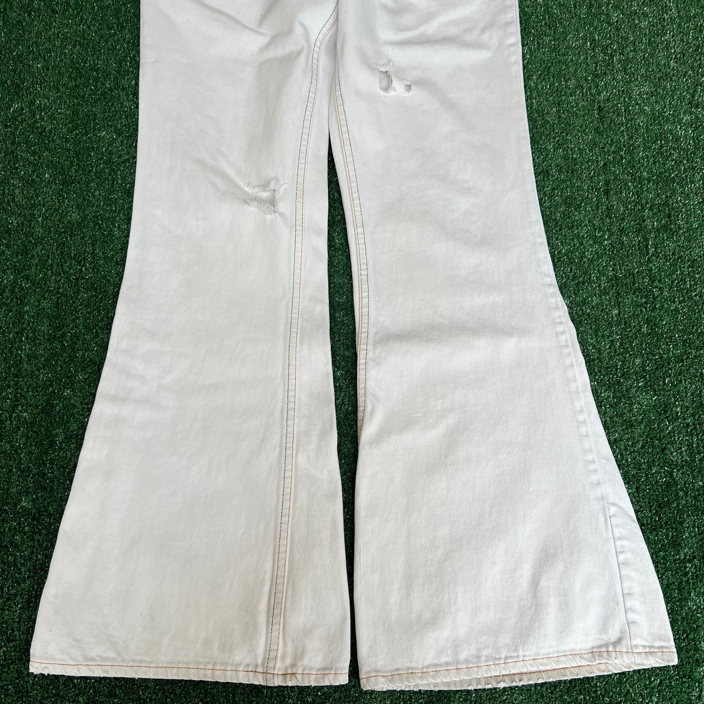 VTG 70s Levi's 684 Big Bell Bottoms Orange Tab Talon Distress White Jeans 32x31"
