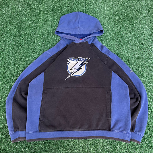Vintage Y2K Men's Reebok NHL Tampa Bay Lighting Faded Black Blue Hoodie - Medium