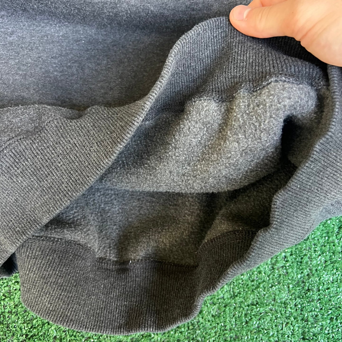 Vintage 90s Colosseum UCONN Huskies Gray Reverse Weave Crewneck Sweatshirt - Medium