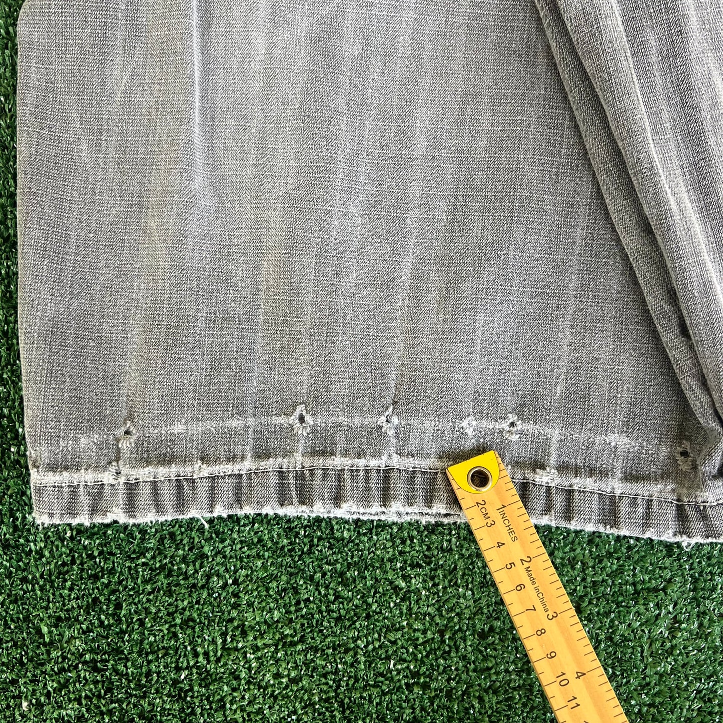 Y2K Southpole Faded Gray Baggy Distressed Jean Shorts - 40x13"