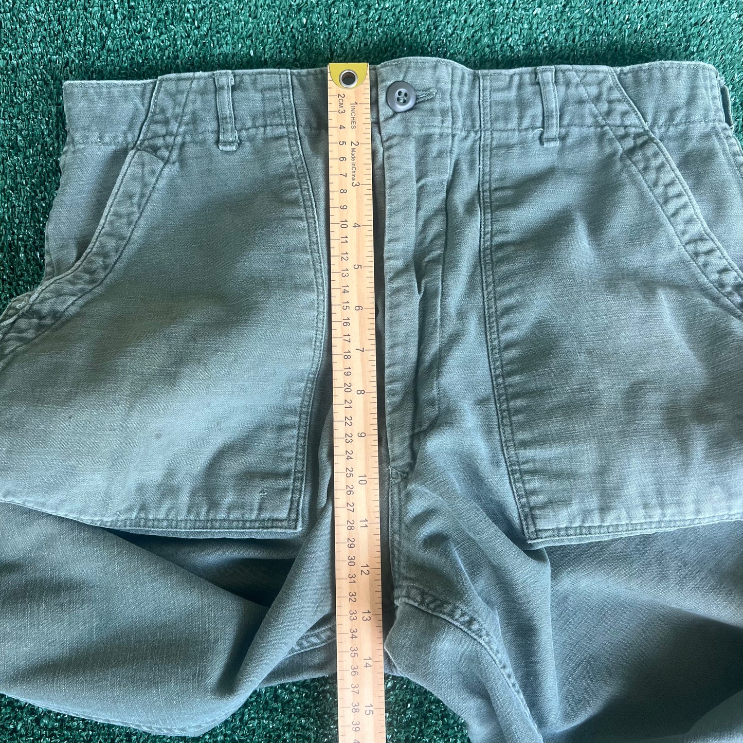 70s Vietnam War OG-107 Type 1 Zipper Fly Baggy Straight Green Pants - 33x28" 18.5" Openings