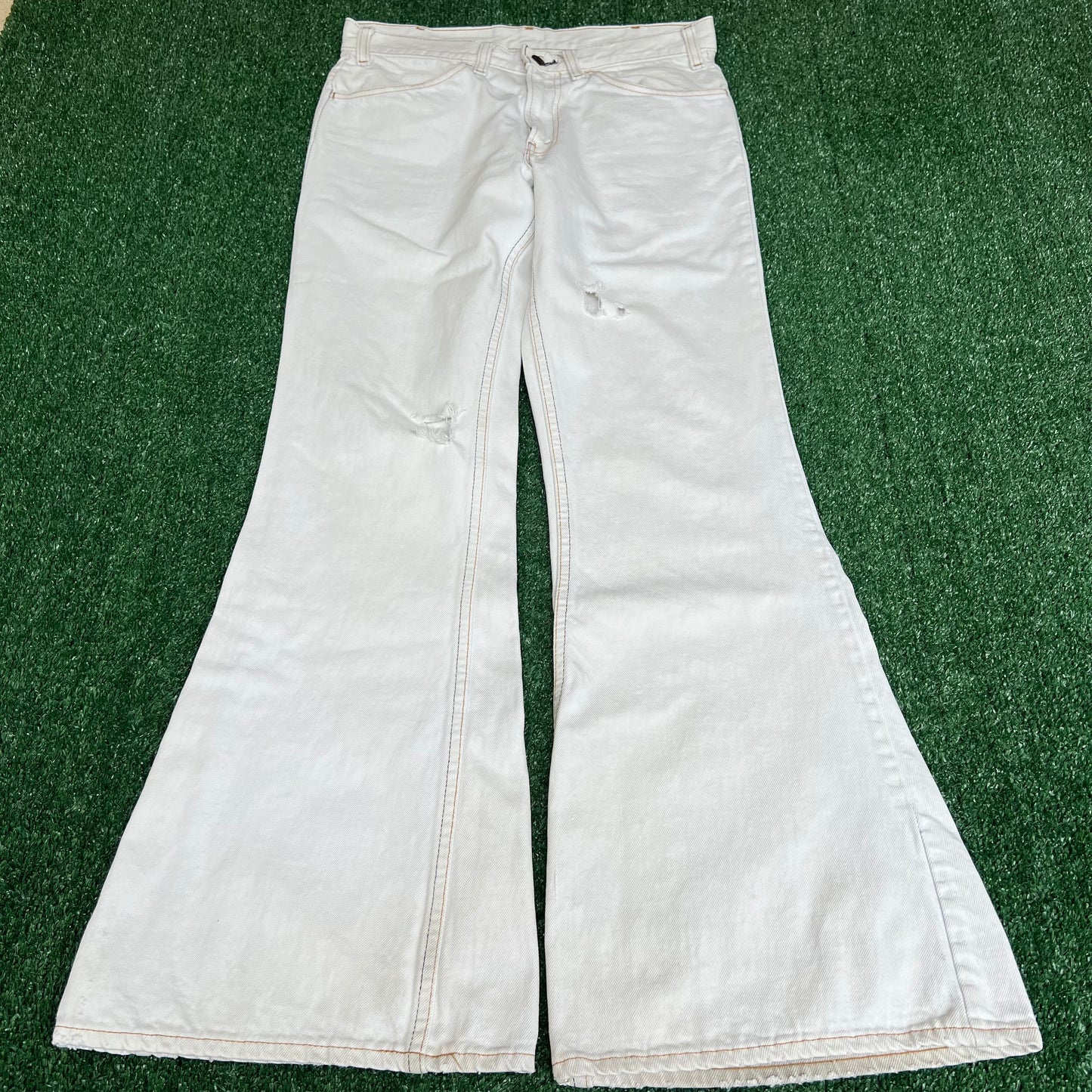 VTG 70s Levi's 684 Big Bell Bottoms Orange Tab Talon Distress White Jeans 32x31"
