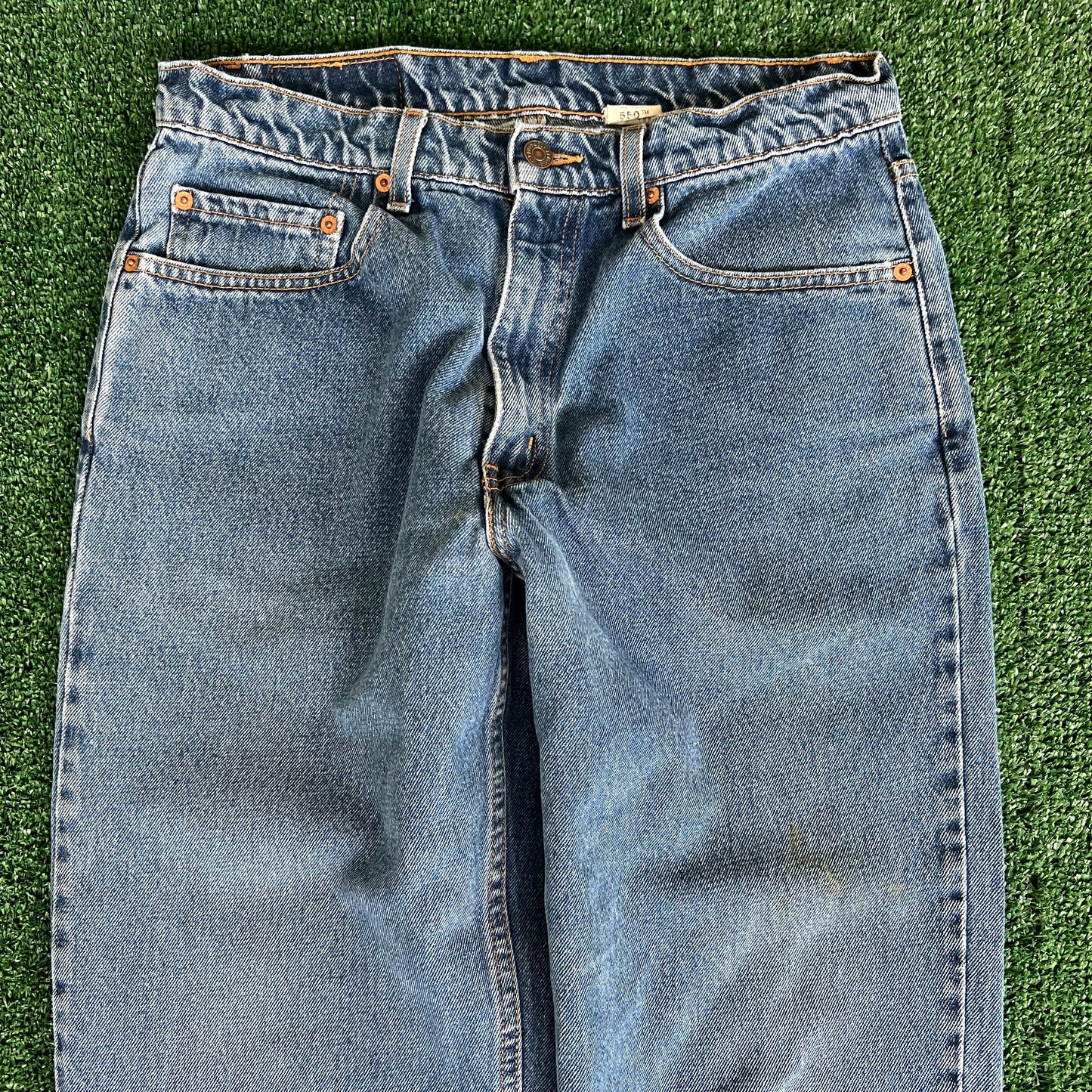 90s Levi's 550  Relaxed Taper Blue Jeans - 32x30.5"