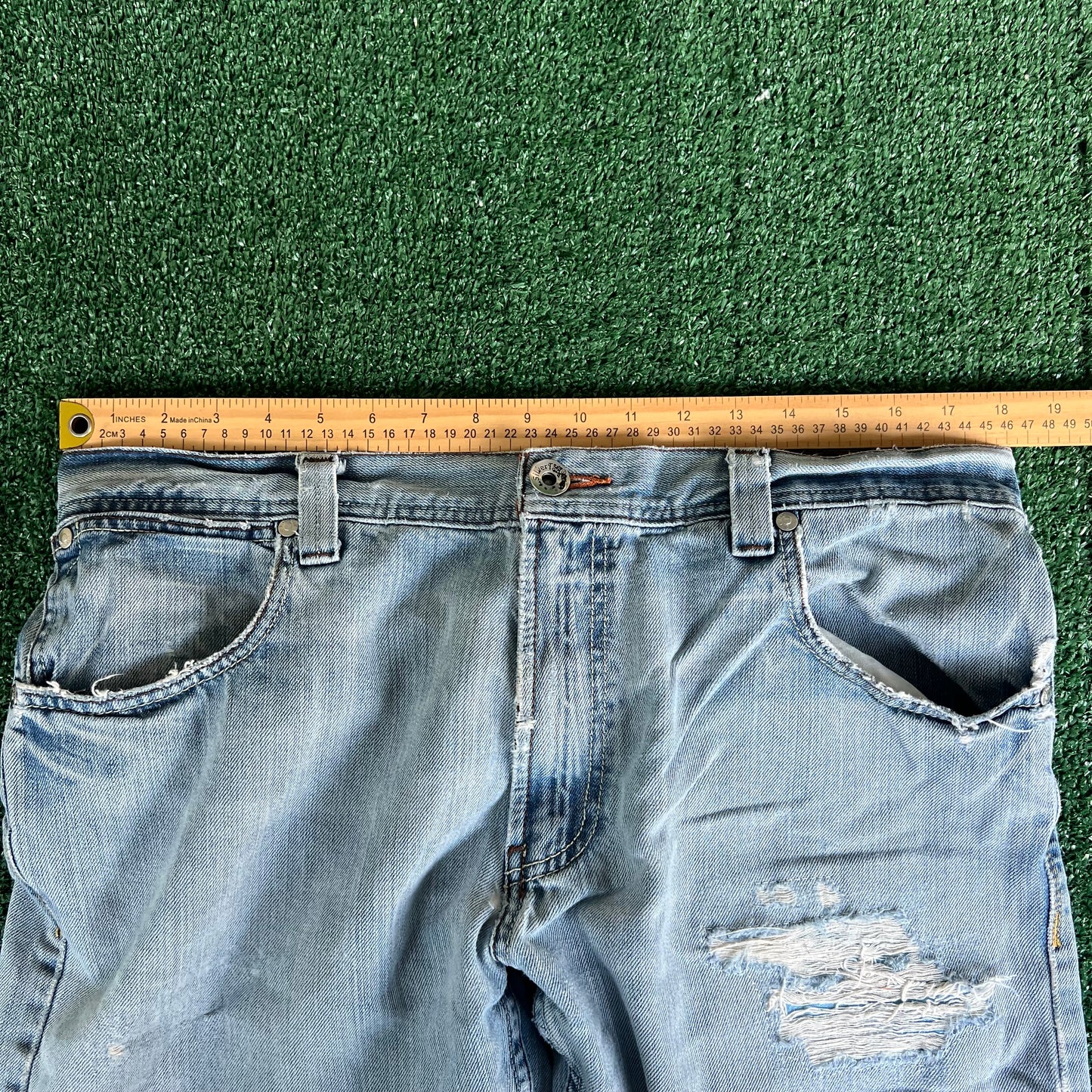 Y2K Levi's SilverTab Loose Baggy Light Wash Blue Jeans - 36x28.5" 19" Openings