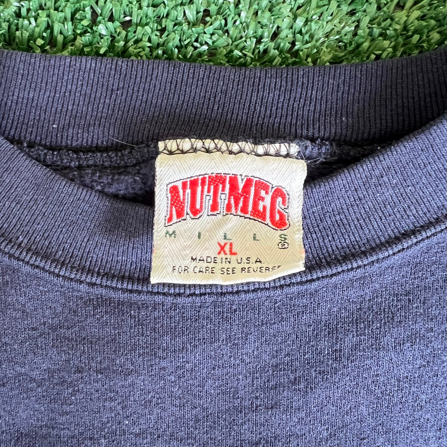 90s Nutmeg Golf Embroidered Navy Blue Sweatshirt - XL