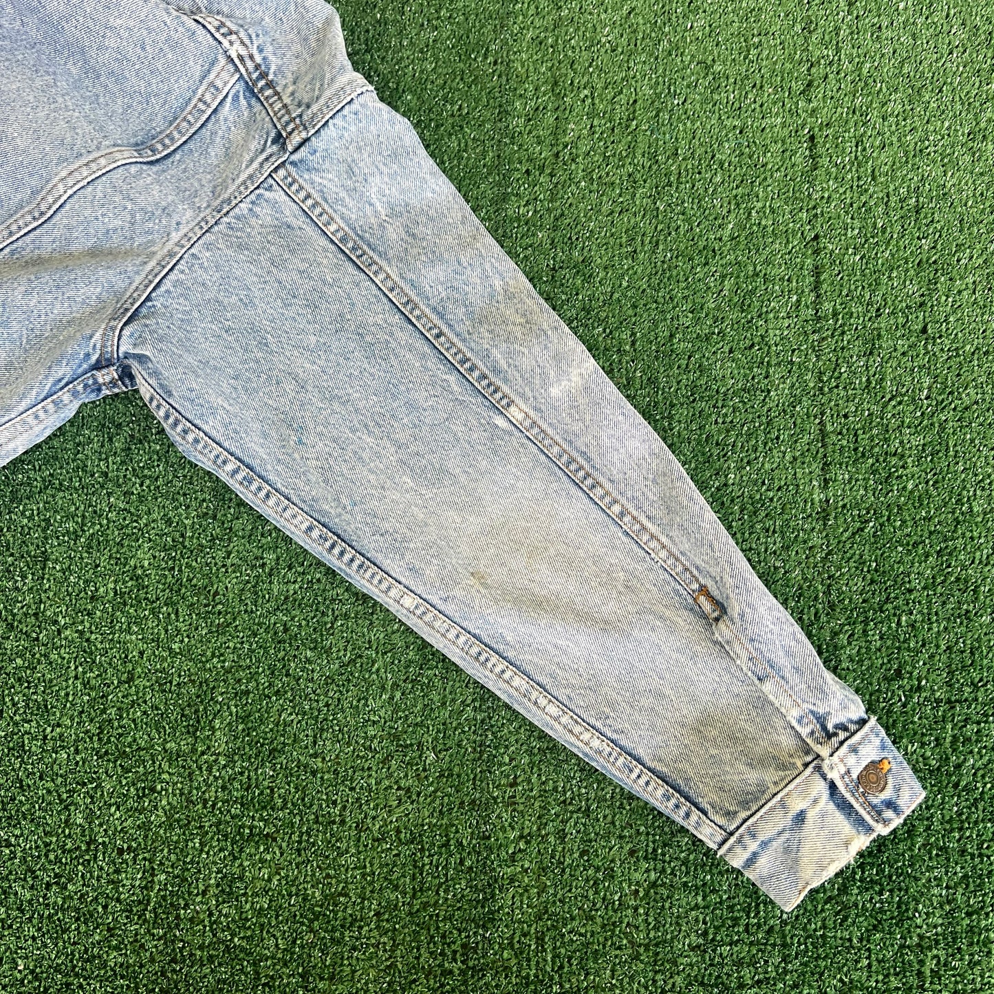 80s Levi's Type 3 Trucker USA Made Acid Wash Blue Jean Jacket - Large