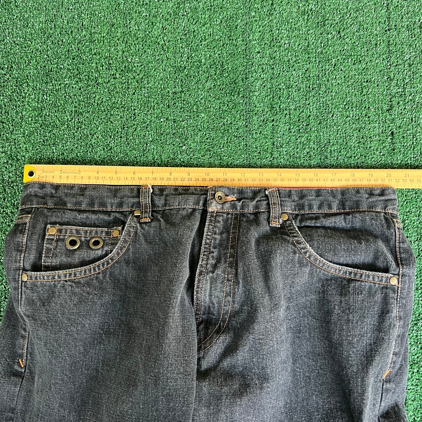 Y2K Men's Born in the Bronx Baggy Wide-Leg Black Jeans - 40x33" 20" Openings
