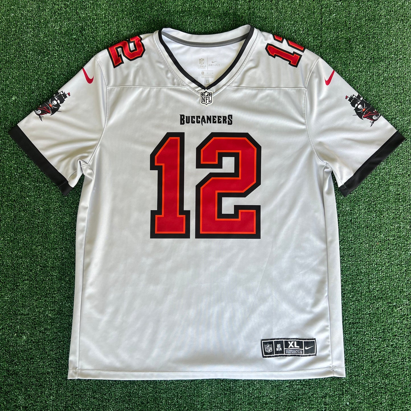 Nike NFL Tampa Bay Buccaneers Gray Dri-Fit Football Jersey - XL
