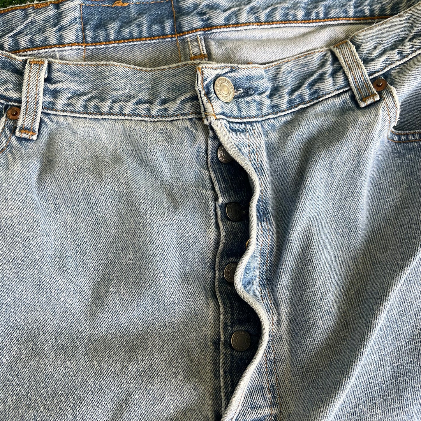 90s Levi's 501 Center Patch Button Fly Light Blue USA Jeans - 41x31"