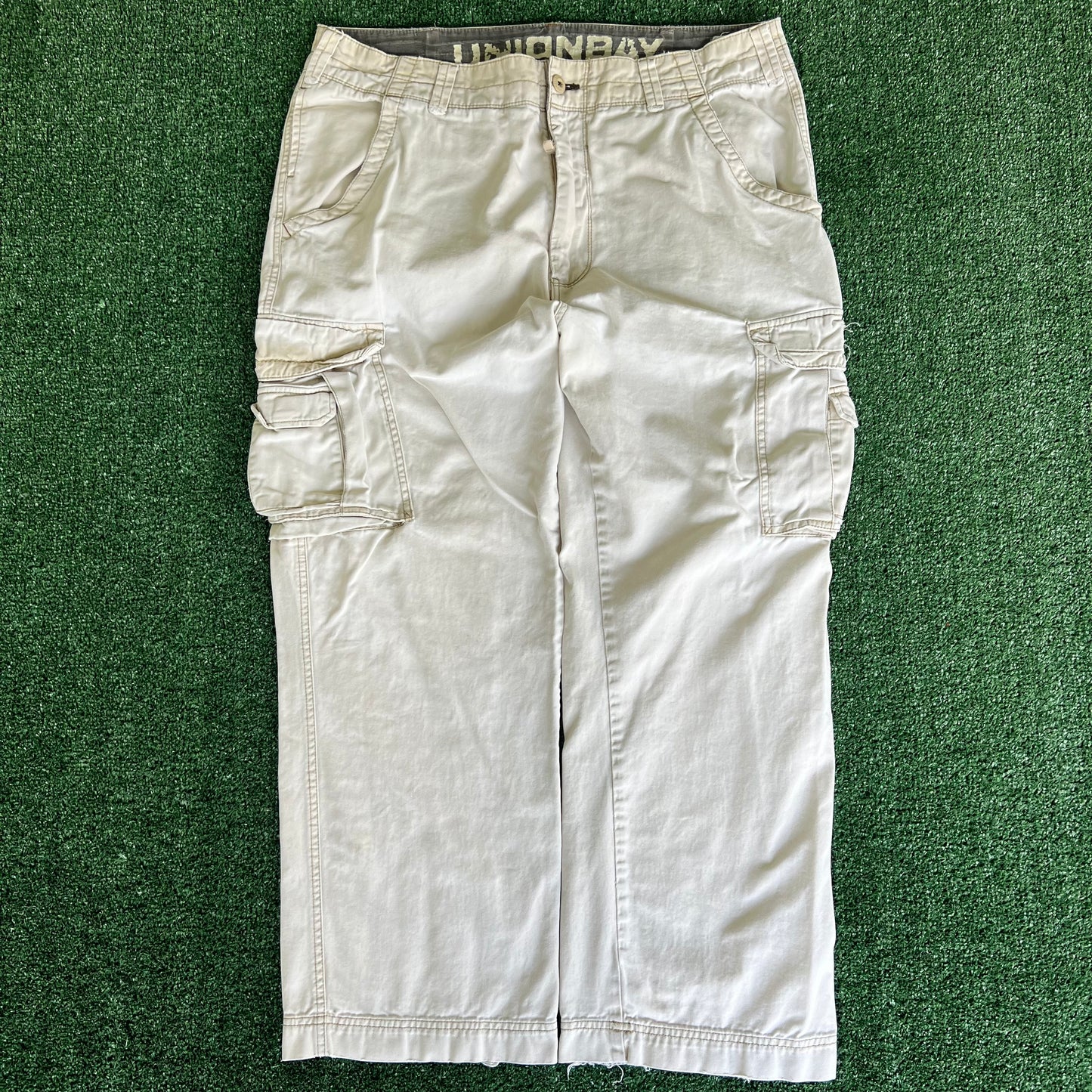 Y2K Unionbay Baggy Wide-Leg Distressed Light Khaki Cargo Pants - 39x28" 20.5" Openings