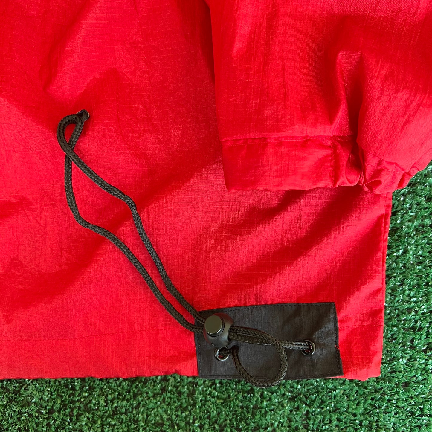 90s Marlboro Cigarettes Packable Red Hooded Windbreaker Jacket - Large