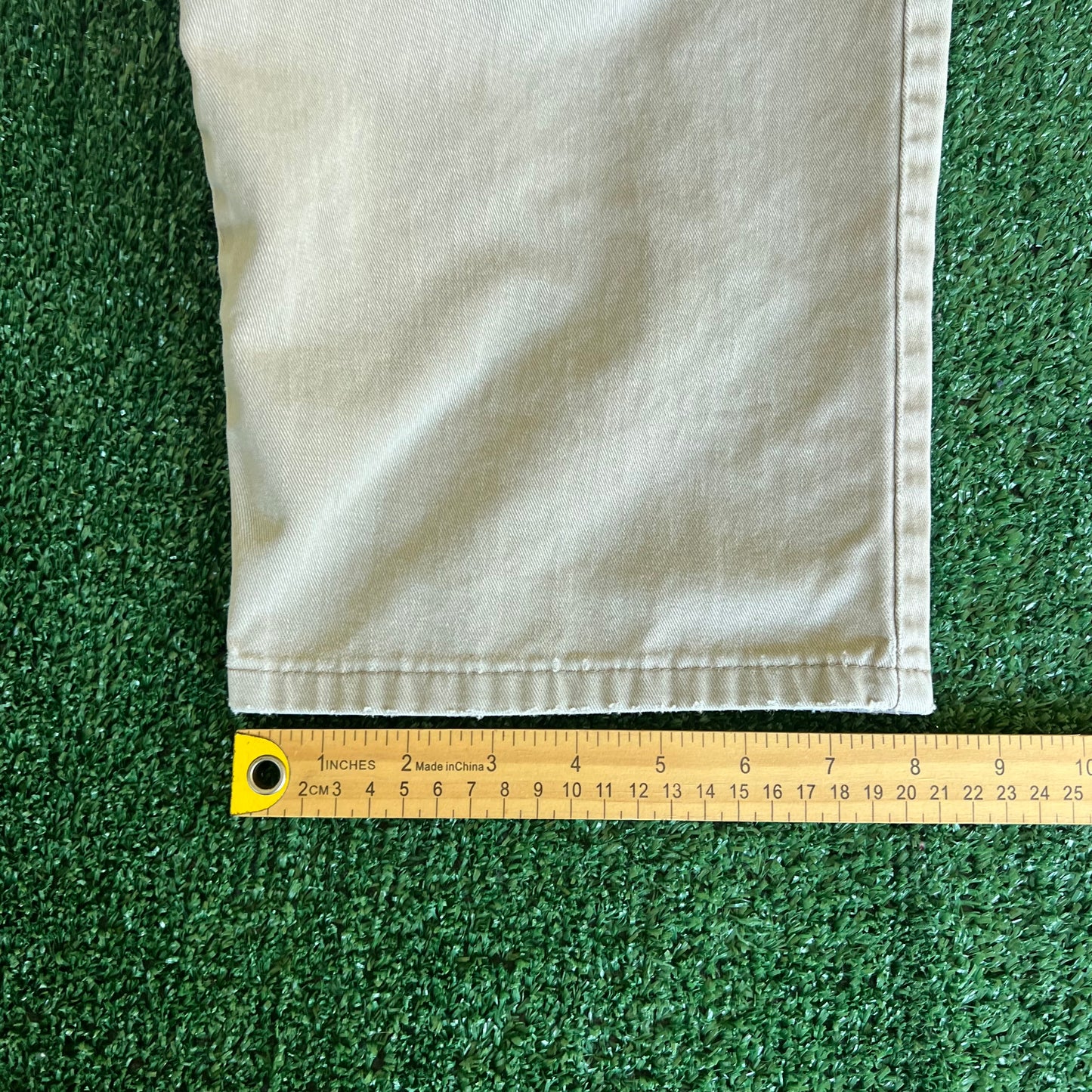 90s Y2K BOSS Baggy Straight Khaki Cargo Pants - 28x31"