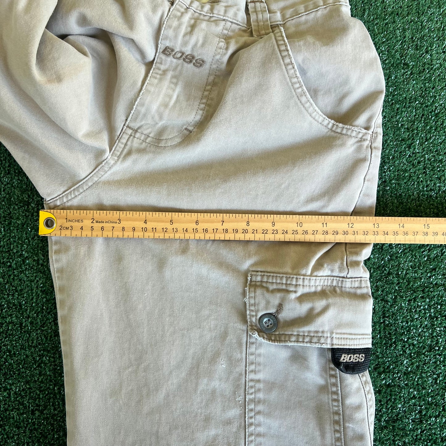 90s Y2K BOSS Baggy Straight Khaki Cargo Pants - 28x31"