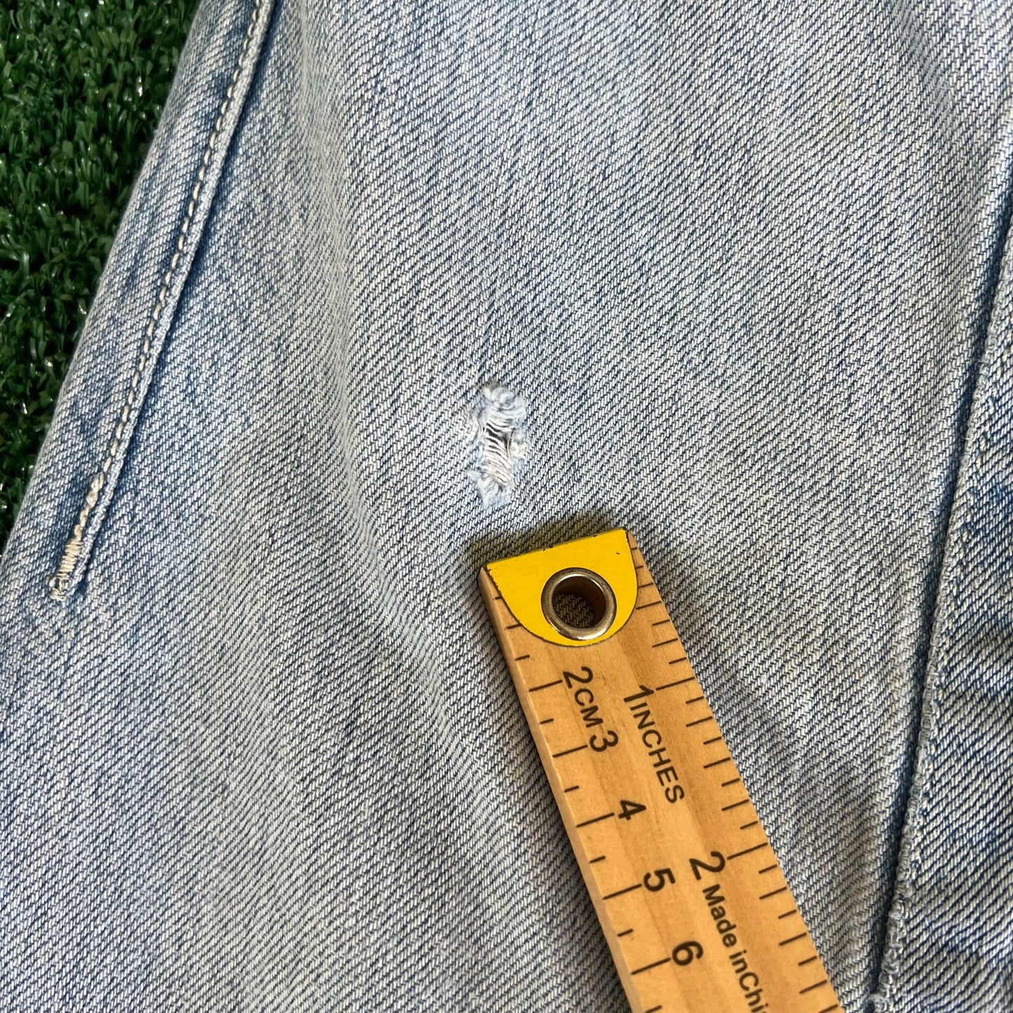 Y2K Rocawear Baggy Distressed Light Wash Blue Jean Shorts - 34x14.5"